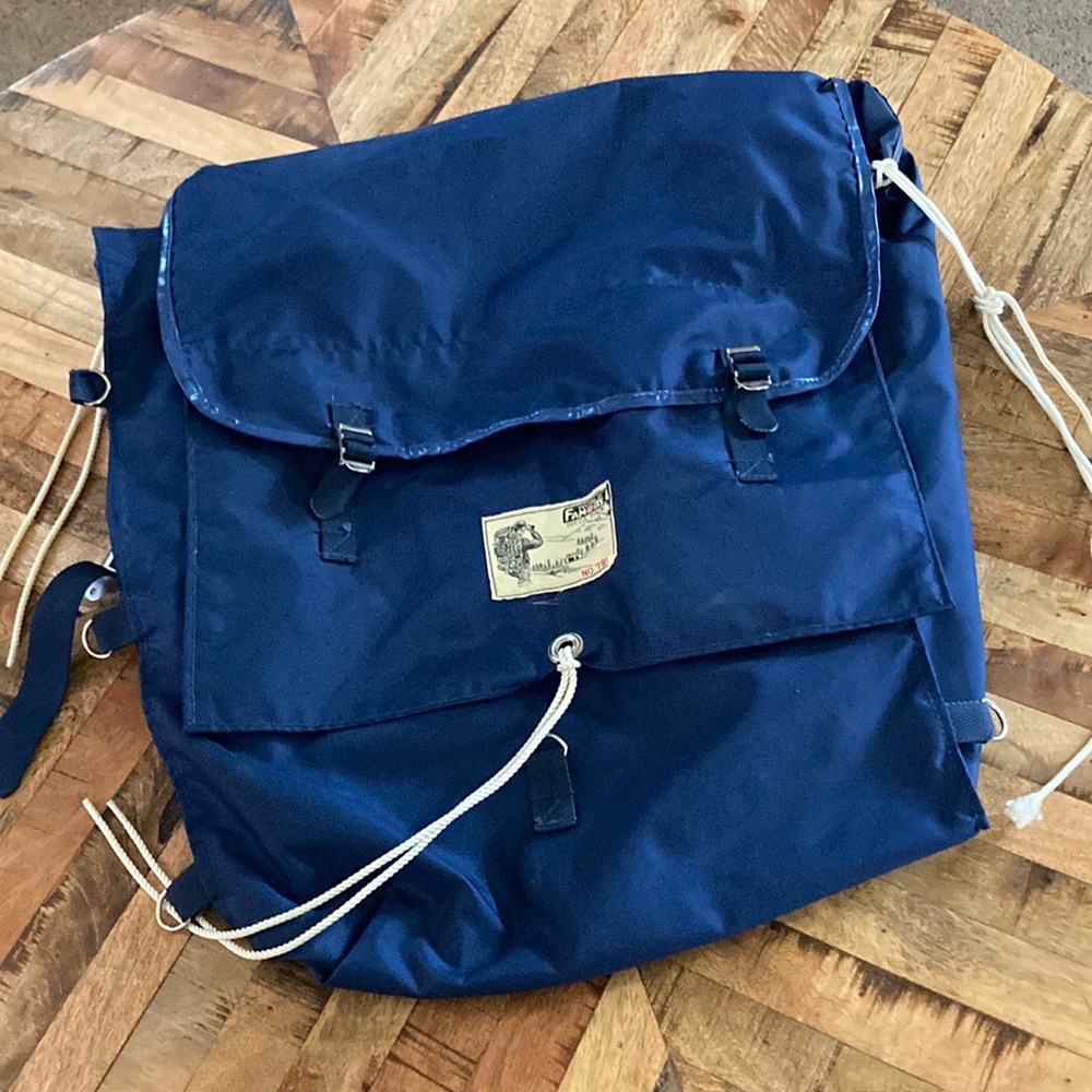 Vintage world famous yucca pack.  Japan